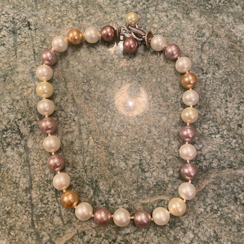 Fake Multi Pearl Necklace